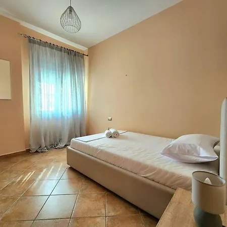 Apartment Ring Flat Ii W/ 24h Check In