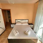 Ring Flat Ii W/ 24h Check In * Tirana