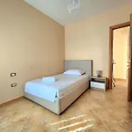 Ring Flat Ii W/ 24h Check In